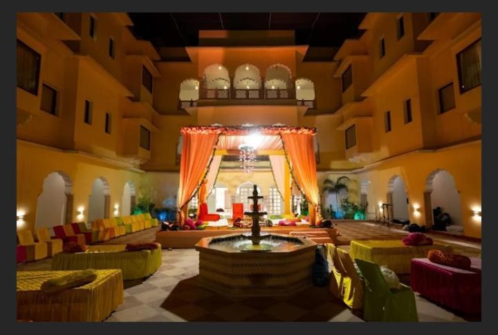 Hotel Raj Bagh Palace Джайпур Екстериор снимка
