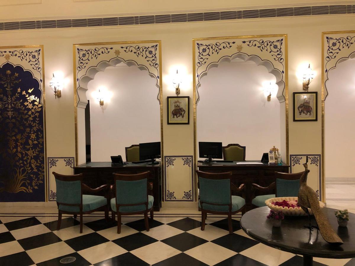 Hotel Raj Bagh Palace Джайпур Екстериор снимка