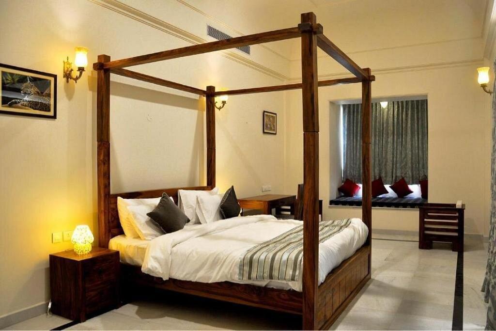 Hotel Raj Bagh Palace Джайпур Екстериор снимка